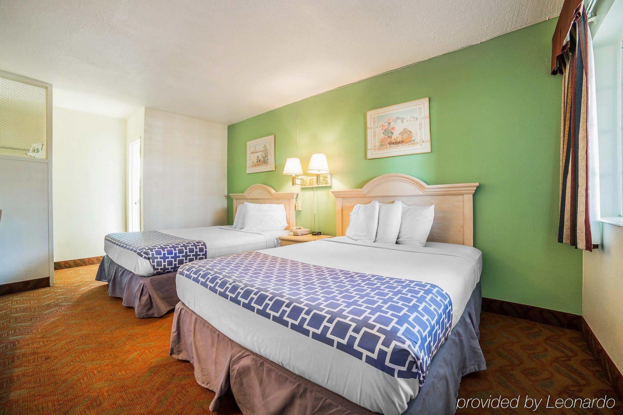 Econo Lodge Fallon Naval Air Station Area Exterior foto